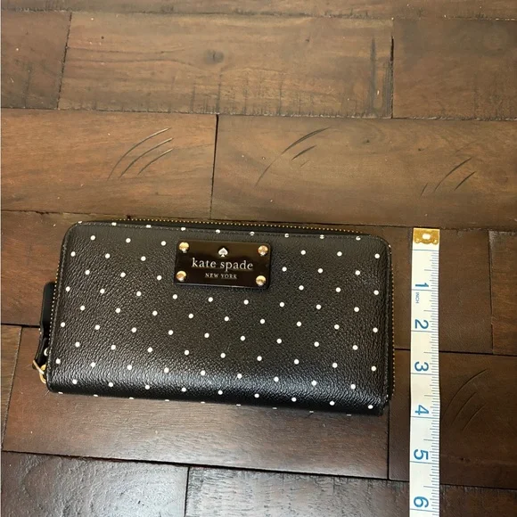 Kate Spade New York Continental Wallet black and white polka‎ dot Good Condition - Picture 4 of 8